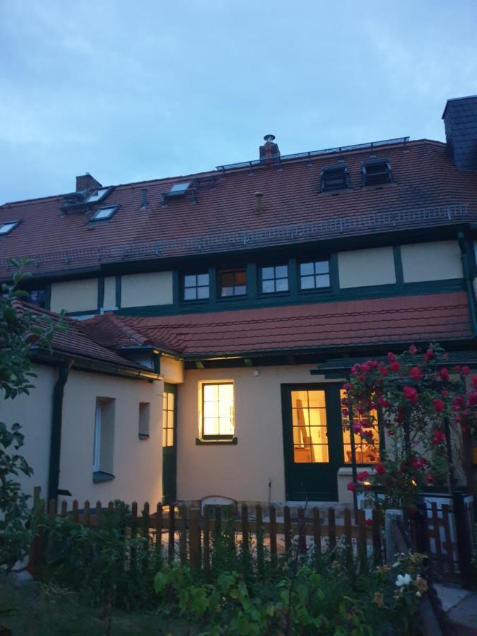 Denkmal-Ferienhaus In Dresden-Hellerau Mit Sauna Und Kamin Dış mekan fotoğraf